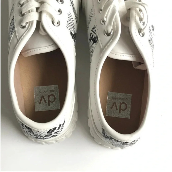 New DV By Dolce Vita Dwella Snake Embossed Low Top sneakers arrow lug platform - Picture 10 of 11